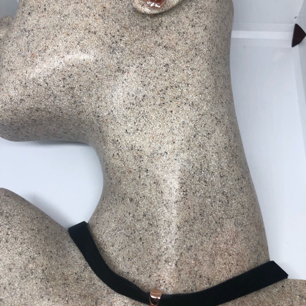 Vintage rose gold finish crystal necklace earrings